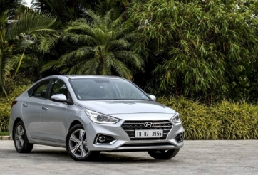 Hyundai Verna 2019 ra mắt, giá 'sốc' từ 297 triệu đồng