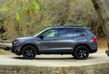 Honda Passport chính thức lộ diện, Hyundai SantaFe dè chừng
