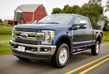 10 ô tô bán chạy nhất thế giới năm 2018 khác gì tại Việt Nam