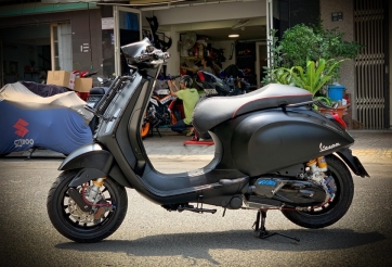 Ngắm Vespa Sprint độ 200 triệu của dân chơi Sài Gòn