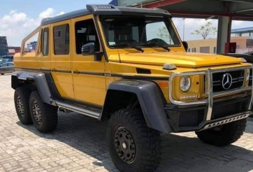 Mercedes-Benz G63 AMG 6x6 “siêu to khổng lồ” cập bến VN