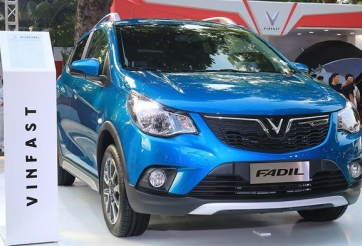 VinFast Fadil ưu đãi lớn, tạo sức ép lên Honda Brio, Grand i10