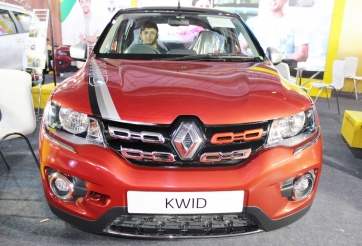 Mẫu ô tô Pháp đẹp long lanh, giá chỉ từ 90 triệu đồng