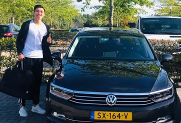 Đoàn Văn Hậu được cấp ô tô riêng tại CLB SC Heerenveen