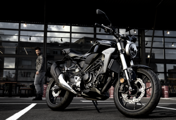 Honda CB300R 2019 ra mắt tại Việt Nam, giá 140 triệu đồng