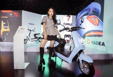 Châu Bùi cùng dàn sao Việt rạng rỡ trong ngày ra mắt xe YADEA G5