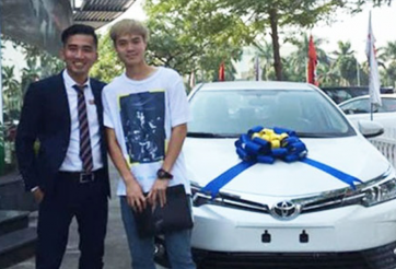 Văn Toàn “lên đời” khi mua Toyota Altis giá gần 1 tỷ đồng