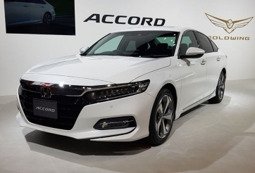 Giá xe Honda Accord 2020 giảm 70 triệu đồng, đối đầu Toyota Camry