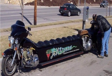 Choáng với chiếc mô tô dài nhất thế giới của Harley-Davidson