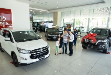 Toyota, Ford tạm ngừng sản xuất tại Việt Nam