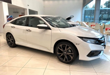 Đại lý xả kho, giá xe Honda Civic 2020 giảm 70 triệu đồng