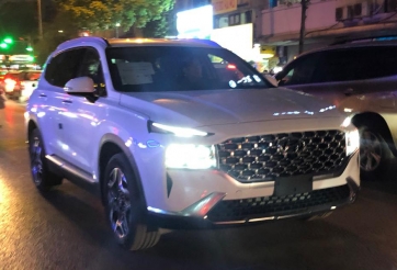 Hyundai Santa Fe 2021 lộ diện trên phố, nhiều chi tiết gây bất ngờ