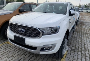 Ford Everest 2021 giảm giá gần 100 triệu đồng, đấu Toyota Fortuner
