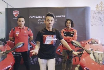 Chán xe sang, Minh 'Nhựa' tậu Ducati Panigale V4 R hơn 2 tỷ đồng
