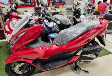 'Siêu phẩm' Honda PCX 160 bất ngờ về đại lý, giá từ 71 triệu đồng