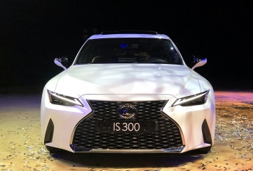 Chi tiết Lexus IS 2021 giá từ 2,13 tỷ đồng vừa ra mắt?
