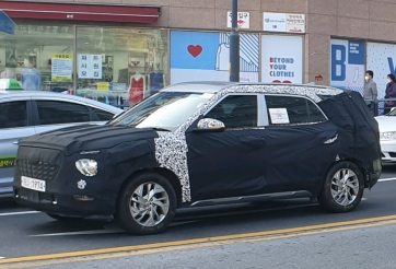 SUV 7 chỗ độc lạ của Hyundai sắp ra mắt, cạnh tranh Toyota Rush