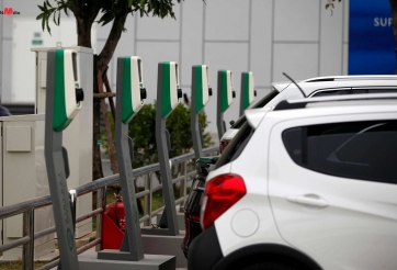 Hàng loạt trạm sạc điện ô tô VinFast xuất hiện tại Hà Nội