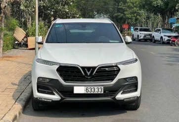 VinFast Lux SA2.0 biển số “tứ quý” 3 được rao bán với mức giá khó tin