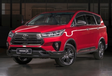 Toyota Innova 2021 vừa ra mắt có gì đấu Mitsubishi Xpander?