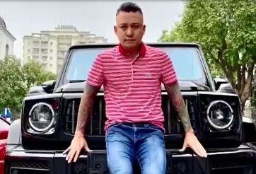 Ca sĩ Tuấn Hưng bán Ferrari 488 GTB, rộ tin tậu Mercedes-AMG G63