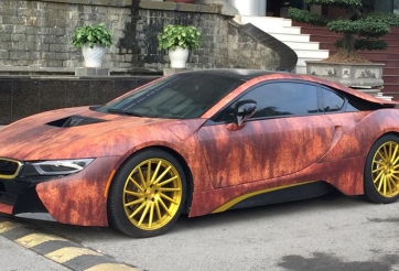 BMW i8 'rỉ sét', độ mâm vàng óng tại Hà Nội