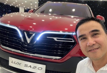 MC Quyền Linh mạnh tay đặt mua xe VinFast Lux SA 2.0