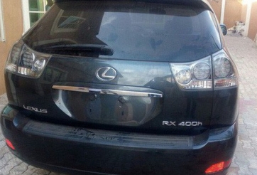 Lexus RX400h được Cục Điều tra chống Buôn lậu đấu giá với giá khởi điếm 120 triệu