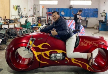 Siêu mô tô Tron Light Cycle tiền tỉ chính thức về tay đại gia Phúc XO