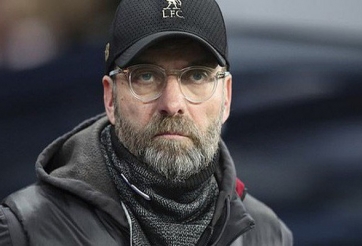 Bị loại khỏi FA Cup, HLV Klopp đổ lỗi cho “gió” lớn