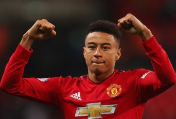 Beckham không phải người duy nhất nhận 'chiếc giày bay'