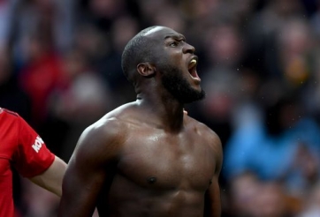 Lukaku vẽ siêu phẩm, MU trở lại top 4