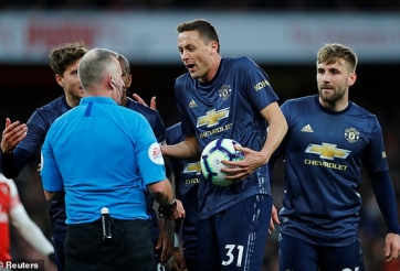 Bảng xếp hạng Ngoại hạng Anh vòng 30: MU mất top 4