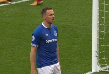 VIDEO: Jagielka bất ngờ mở tỷ số cho Everton trước Arsenal