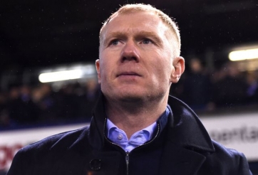 Huyền thoại MU nguy cơ bị cấm hoạt động bóng đá 