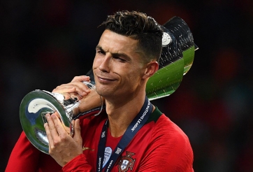 VIDEO: Ronaldo ăn mừng vô địch Nations League đầy cảm xúc