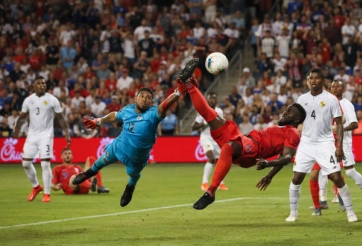 Mỹ chính thức đối đầu nhà vua King's Cup ở tứ kết Gold Cup