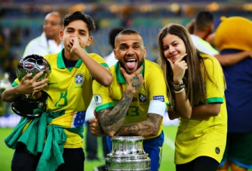 Vô địch Copa Amrica, Brazil ẵm hattrick danh hiệu cá nhân