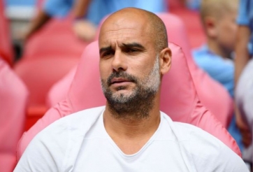Pep Guardiola nhận điều chưa từng có trong lịch sử bóng đá Anh