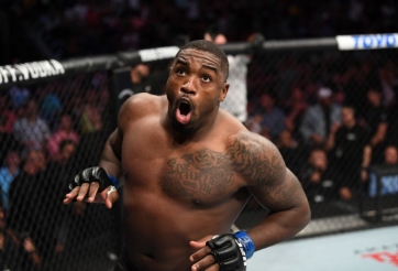 Tung đòn cực hiểm hạ đối thủ, võ sĩ UFC lập kỷ lục sau 12 giây