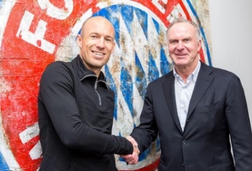 Bayern Munich gia hạn hợp đồng với Robben