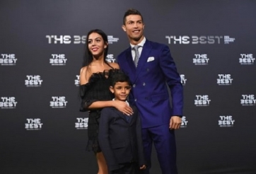 Tin HOT thể thao tối 7/3: Kiều nữ của CR7 lộ quá khứ vất vả