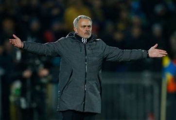 Mourinho đưa ra lời hứa khiến CĐV Man Utd hài lòng 
