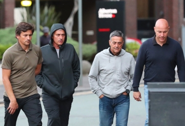 Trợ lý của HLV Mourinho ra điều kiện khủng để đến V-League