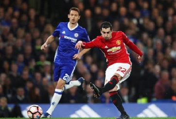 MU thua đau; Hữu Thắng gọi người thay Đình Luật