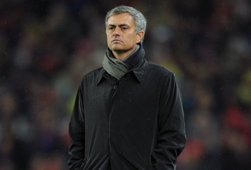 Tin HOT bóng đá trưa 4/4: Mourinho buông Ngoại hạng Anh?