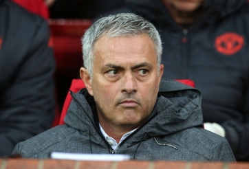 HLV Mourinho thừa nhận điều khiến CĐV Man Utd lo lắng