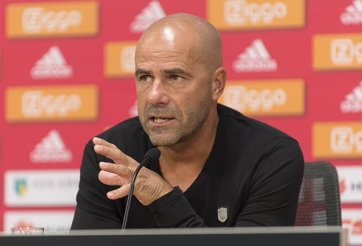 HLV Ajax lên tiếng trước trận chung kết với Man Utd