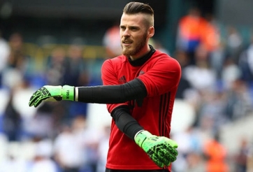 Hành động bất ngờ của Ronaldo vụ Real hỏi mua De Gea