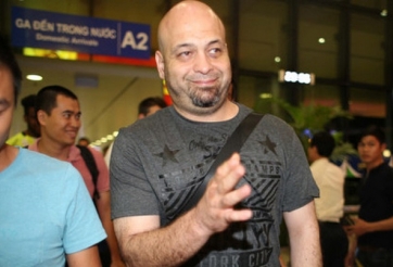 Sốt: Flores xin giấy phép chờ đấu Huỳnh Tuấn Kiệt